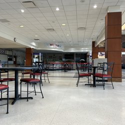 Tyler Pounds Regional Airport - TYR - Mile High Eatery