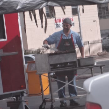 El Cheltipin - a man cooking on a grill - Street Vendors Near Me - Las Vegas, Nevada El Cheltipin - a man cooking on a grill - Street Vendors Near Me - Las Vegas, Nevada
