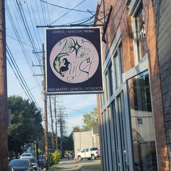 Moon Crust Cafe - Bubble Tea Near Me - Louisville, Kentucky Moon Crust Cafe - Bubble Tea Near Me - Louisville, Kentucky