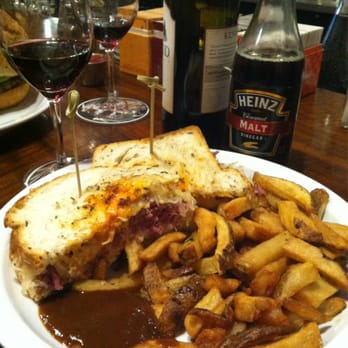 Murphy's Irish Pub & Restaurant - Reuben sandwich - Venues & Event Spaces Near Me - Sonoma, California