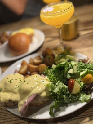 Market Tavern by null