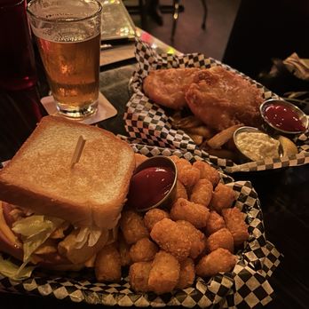 Bait Shop - Fish and Chips, Fried Bologna Sandwich - Dive Bars Near Me - Seattle, Washington Bait Shop - Fish and Chips, Fried Bologna Sandwich - Dive Bars Near Me - Seattle, Washington