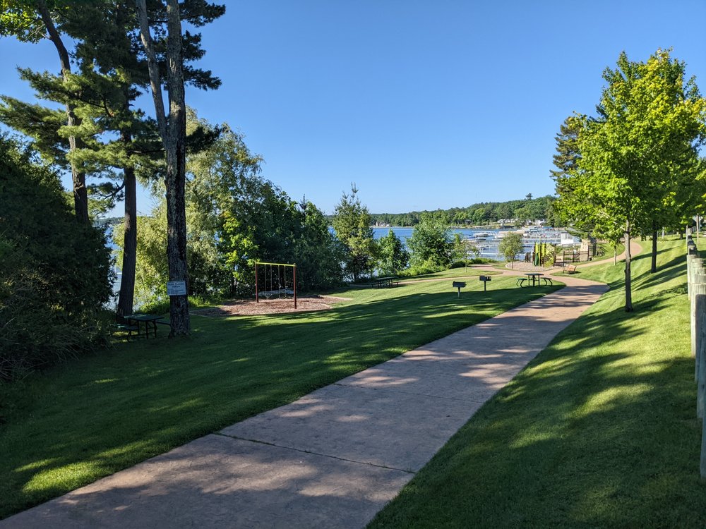 Topinabee Beach and Park Logo