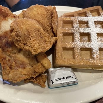 Daddy O’s - Chicken N' Waffles - New American Near Me - Lihue, Hawaii