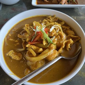 Natta Thai - Yellow Curry - Thai Near Me - Vienna, Virginia Natta Thai - Yellow Curry - Thai Near Me - Vienna, Virginia