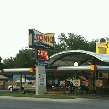 Sonic Drive-In - Fast Food Near Me - Brady, Texas