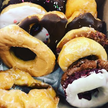 Doughdaddy's Doughnuts - Donuts Near Me - Versailles, Kentucky Doughdaddy's Doughnuts - Donuts Near Me - Versailles, Kentucky
