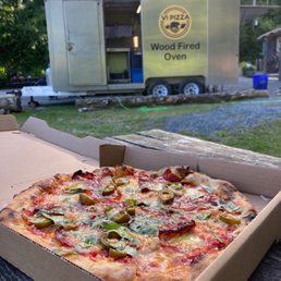 Fri & Sat evening = Vi Wood Fired Pizza on site