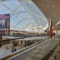 Sur La Table - Sur La Table is located upstairs in the newer section of the mall.