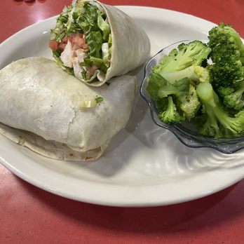 Friendly's - Chicken wrap - Ice Cream & Frozen Yogurt Near Me - Elmwood Park, New Jersey