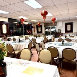 New Mui Kwai Chop Suey - Inside seating