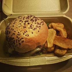 La Vespa Burger Bar - Cheesburguer!!