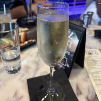 Snowbird Cocktail Lounge & Kitchen - Prosecco on HH - Cocktail Bars Near Me - Frisco, Texas Snowbird Cocktail Lounge & Kitchen - Prosecco on HH - Cocktail Bars Near Me - Frisco, Texas