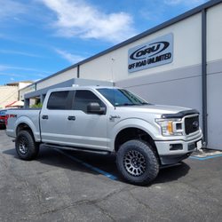 Off Road Unlimited - The 4 Inch Lift Kit you've been looking for is finally here for your Ford truck.
https://www.offroadunlimited.com/