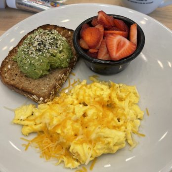 Eggsquisite Cafe - Midlothian - Avocado Toast with eggs and fruit. - Breakfast & Brunch Near Me - Midlothian, Texas