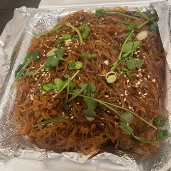 Lin's Club - vermicelli with minced pork I think. 9.5/10 - Szechuan Near Me - Monrovia, California Lin's Club - vermicelli with minced pork I think. 9.5/10 - Szechuan Near Me - Monrovia, California