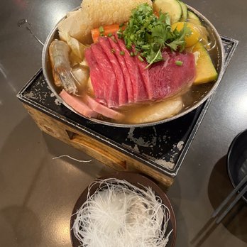 Boiling Avenue - Hot Pot Near Me - Sacramento, California Boiling Avenue - Hot Pot Near Me - Sacramento, California