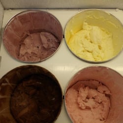 Harvest Moon Ice Cream Shop - Black Chearry Vanilla, Grand Vanilla, Chocolate, Strawberry