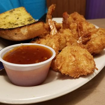 Pinchers - Coconut shrimp and garlic bread - Seafood Near Me - Fort Myers, Florida Pinchers - Coconut shrimp and garlic bread - Seafood Near Me - Fort Myers, Florida