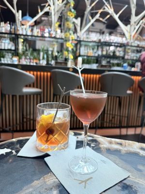 Understory Bar by null