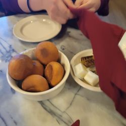 Chena Hot Springs Restaurant - Bread rolls