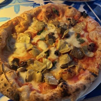 Il Pizzaiolo - Pizza Aristocratica minus prosciutto - Italian Near Me - Miami Beach, Florida