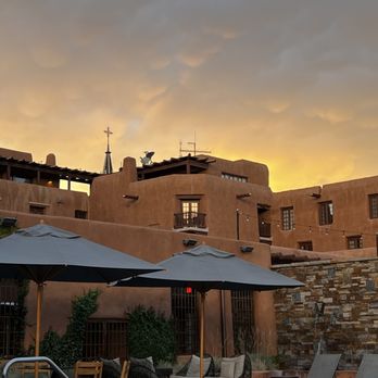 Inn & Spa at Loretto - Sunset by the pool - Hotels Near Me - Santa Fe, New Mexico Inn & Spa at Loretto - Sunset by the pool - Hotels Near Me - Santa Fe, New Mexico