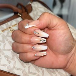 Infinity Nails