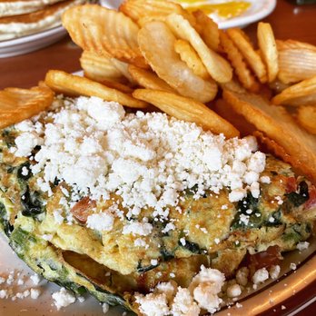 Le Roy's Restaurant - Greek Omelette with Cottage Fries - Diners Near Me - Monrovia, California
