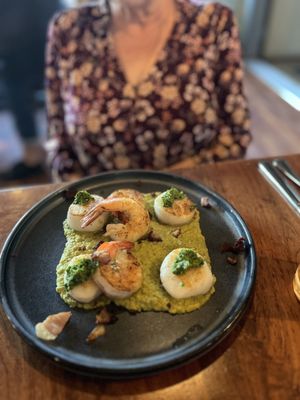 Cozy's Café & Pub by null