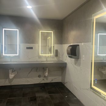 2N1 Korean BBQ - Women restroom - Korean Near Me - Temecula, California 2N1 Korean BBQ - Women restroom - Korean Near Me - Temecula, California