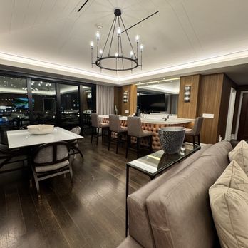 Pendry Baltimore - Room 350 - Hotels Near Me - Baltimore, Maryland
