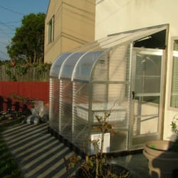 Sunglo Greenhouses - 1500B Lean-to model