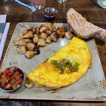 First Watch - Chili chorizo omelette - Cafes Near Me - Tempe, Arizona First Watch - Chili chorizo omelette - Cafes Near Me - Tempe, Arizona