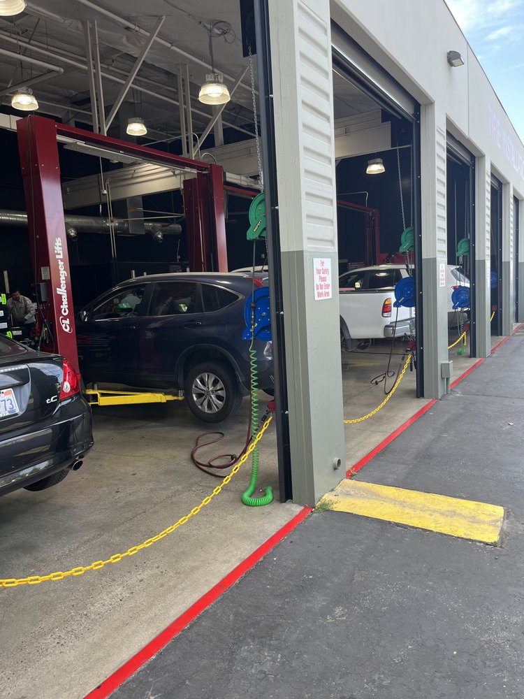 COSTCO TIRE CENTER Updated July 2024 37 Reviews 2200 E Willow St