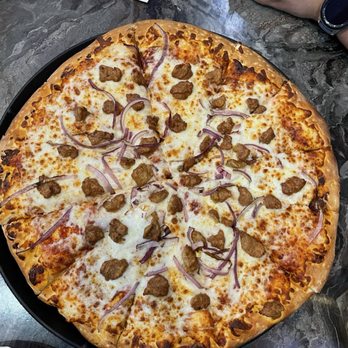 RICK’S PIZZA, BEER, & MORE - Updated August 2025 - 324 Photos & 320 ...