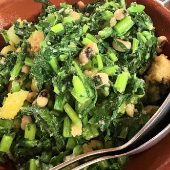 O Manjar do Marquês - Black-Eyed Beans Salad is very green which makes me want to eat as much as possible. - Portuguese Near Me - Pombal, 20 O Manjar do Marquês - Black-Eyed Beans Salad is very green which makes me want to eat as much as possible. - Portuguese Near Me - Pombal, 20