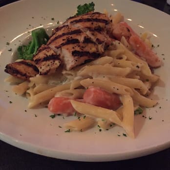 Cheddar's Scratch Kitchen - Grilled chicken Alfredo. It was okay. I don't recommend it. - Comfort Food Near Me - Chandler, Arizona Cheddar's Scratch Kitchen - Grilled chicken Alfredo. It was okay. I don't recommend it. - Comfort Food Near Me - Chandler, Arizona