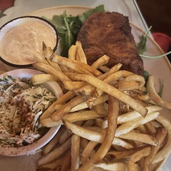 Martin's Tavern - Fish&chips - Breakfast & Brunch Near Me - Washington, DC, District of Columbia Martin's Tavern - Fish&chips - Breakfast & Brunch Near Me - Washington, DC, District of Columbia