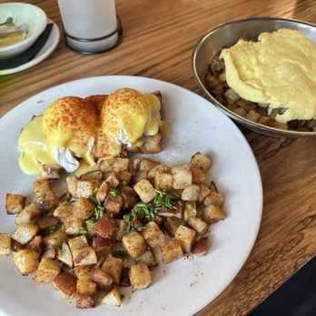 Fresko - brisket and eggs benedict - New American Near Me - Des Moines, Iowa