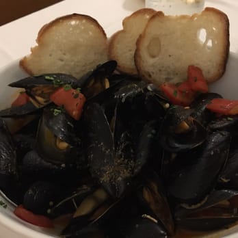 Da Vincenzo - Delicious mussels!  Must try! - Italian Near Me - Positano, SA