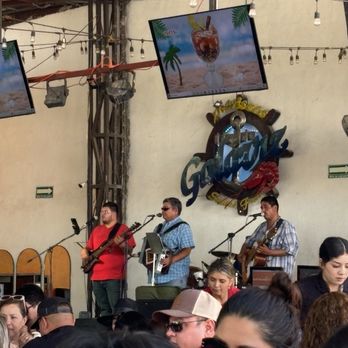 Mariscos Galaviz - Live band music - Seafood Near Me - Hermosillo, SON