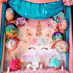 Luna De Papel - Unicorn themed party