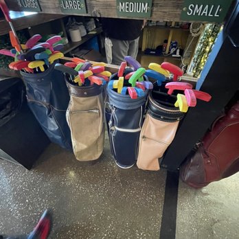 Big Mini Putt Club - Mini Golf Near Me - Chicago, Illinois
