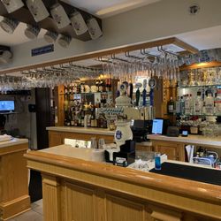Schmankerl Stube - Interior - bar