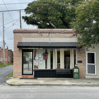 Southern Fried Restaurant & Catering - Storefront - Southern Near Me - Dillon, South Carolina Southern Fried Restaurant & Catering - Storefront - Southern Near Me - Dillon, South Carolina
