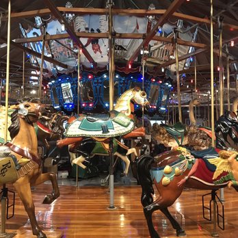 Richland Carousel Park - Gorgeous. - Carousels Near Me - Mansfield, Ohio