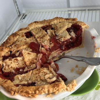 The Lunchbox Diner - Fresh home baked pie - Diners Near Me - Mount Vernon, Washington