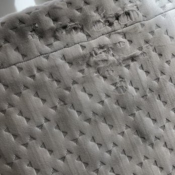 87 Movers Las Vegas - Damaged mattress torn - Movers Near Me - Henderson, Nevada