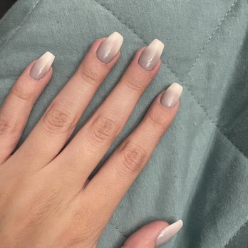 Royal Nails and Spa - Waxing Near Me - Lynnwood, Washington